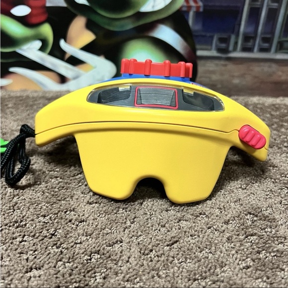 Fisher Price 1999 Perfect Shot Kids 35mm Film Camera-Read Descripton - Picture 8 of 10